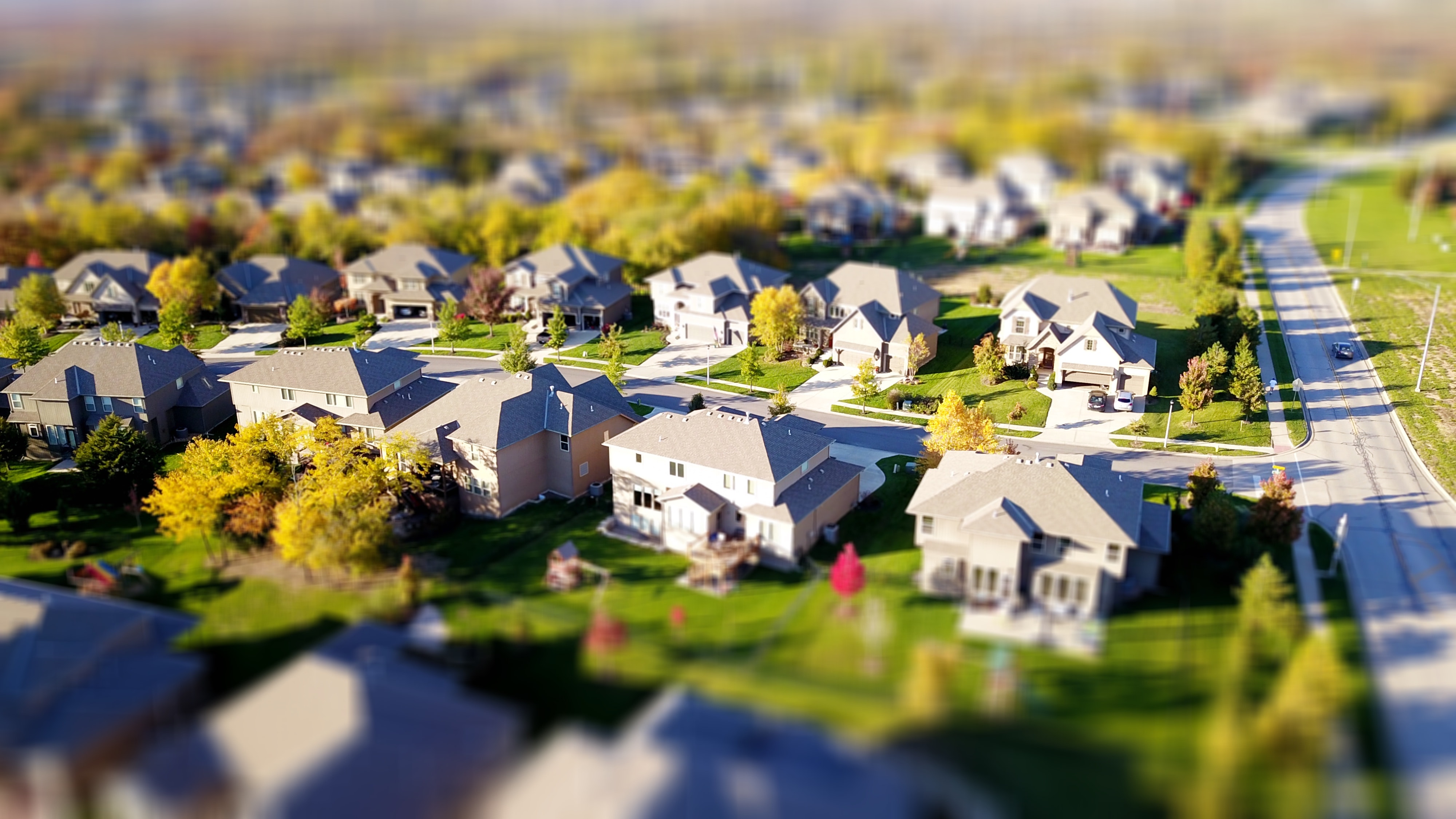 Large-Scale Community Associations
