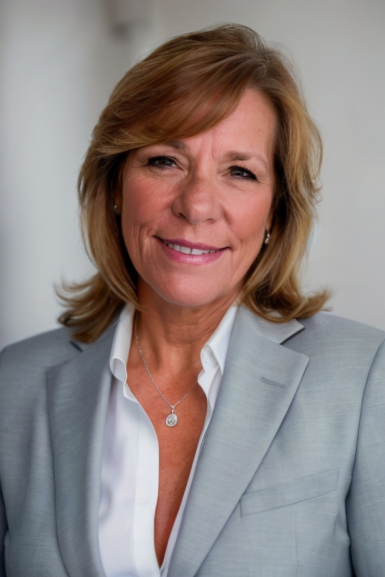 Ronda Bossert Promoted to Senior Vice President of Community Management for NC and SC